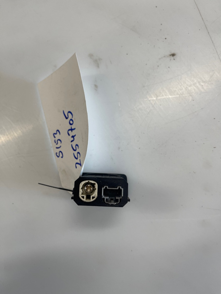 SCANIA USB PORT 2554705 - Ταμπλό αυτοκινήτου για Φορτηγό: φωτογραφία 2 SCANIA USB PORT 2554705 - Ταμπλό αυτοκινήτου για Φορτηγό: φωτογραφία 2