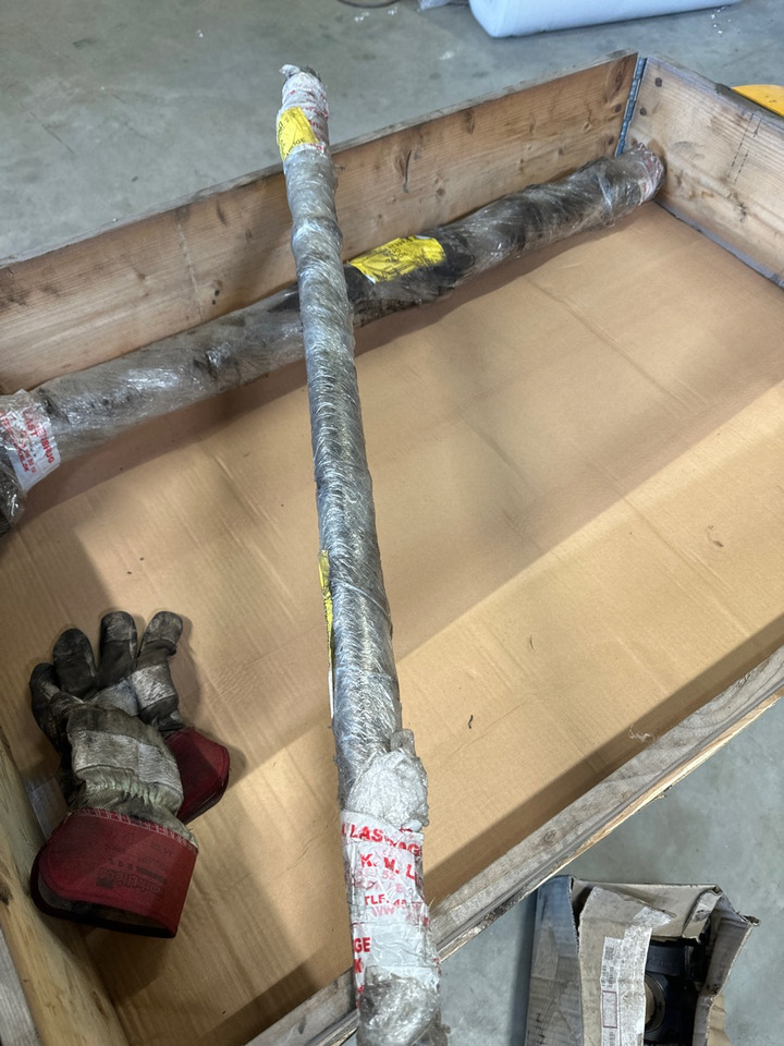 VOLVO ROLLER AXEL 20510623 - Κινητήρας και ανταλλακτικά για Φορτηγό: φωτογραφία 1 VOLVO ROLLER AXEL 20510623 - Κινητήρας και ανταλλακτικά για Φορτηγό: φωτογραφία 1