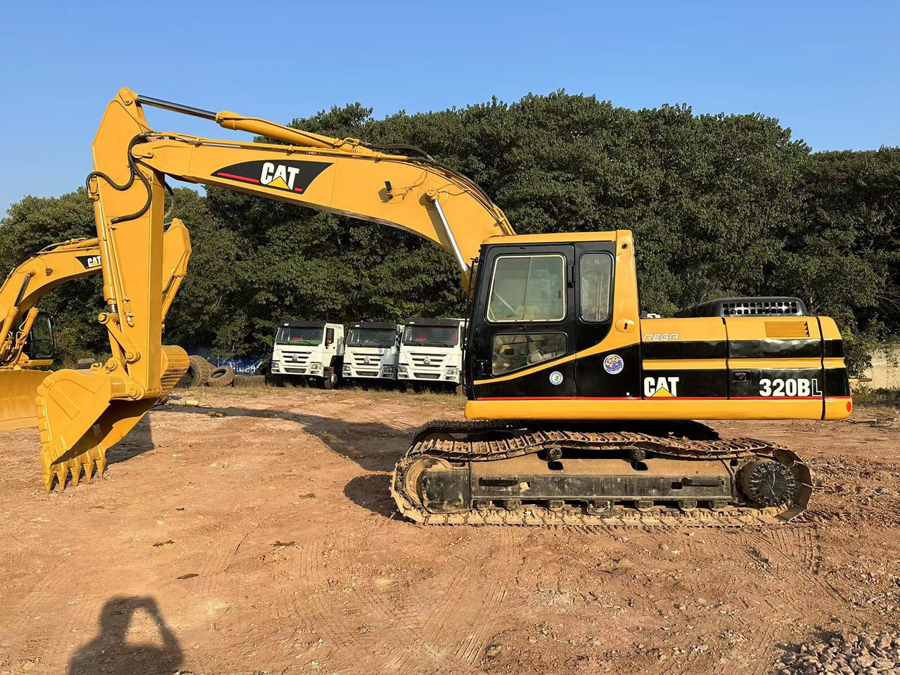 CAT 320B - Ερπυστριοφόρος εκσκαφέας: φωτογραφία 1 CAT 320B - Ερπυστριοφόρος εκσκαφέας: φωτογραφία 1