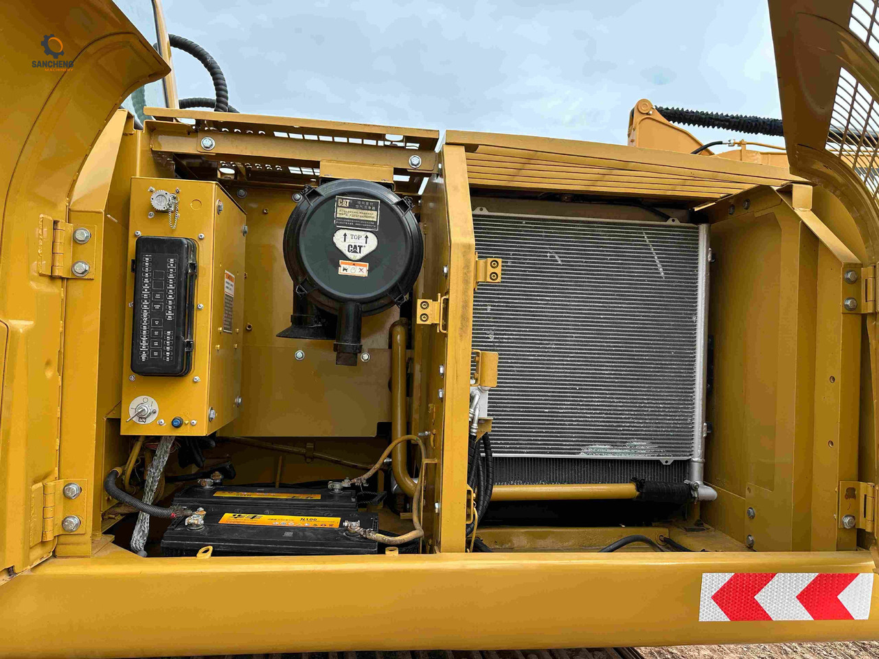 Ερπυστριοφόρος εκσκαφέας CAT 320CL: φωτογραφία 6