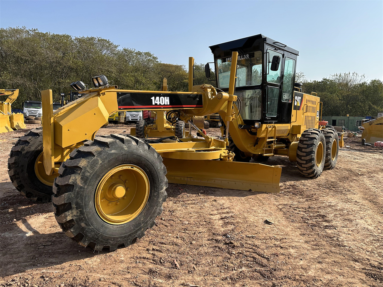 CATERPILLAR 140H - Γκρέιντερ: φωτογραφία 1 CATERPILLAR 140H - Γκρέιντερ: φωτογραφία 1