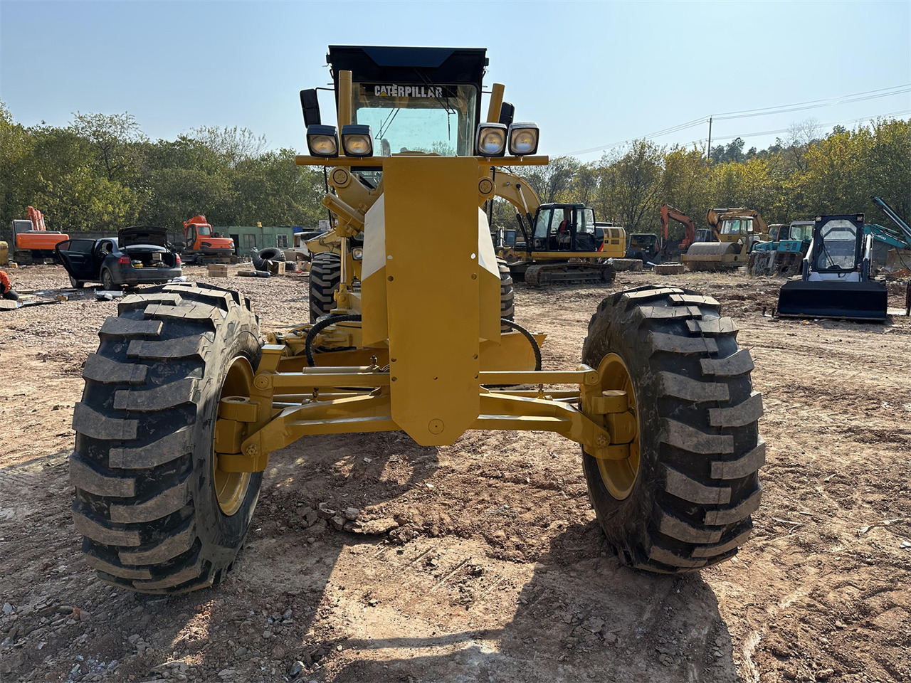 CATERPILLAR 140H - Γκρέιντερ: φωτογραφία 2 CATERPILLAR 140H - Γκρέιντερ: φωτογραφία 2
