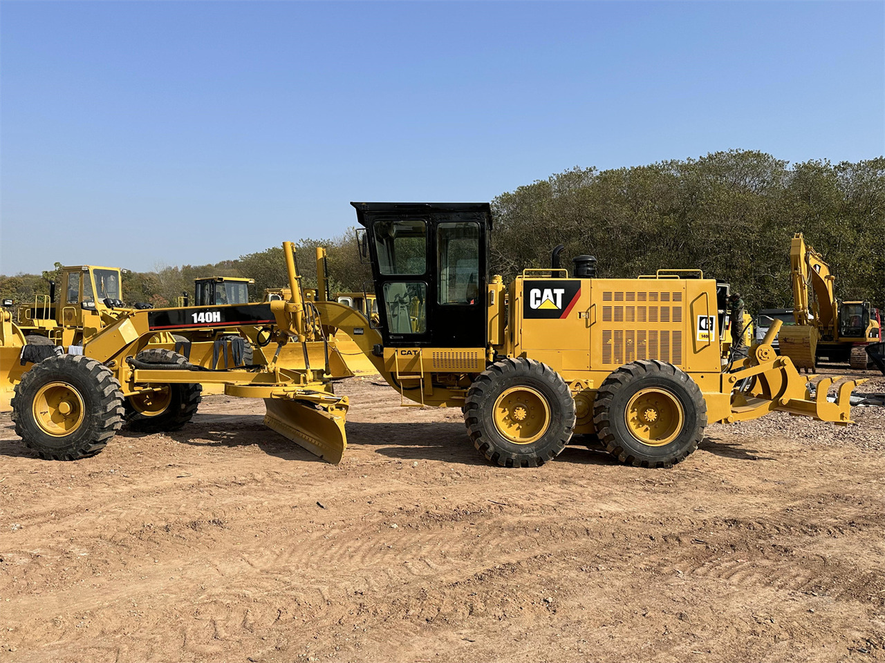 CATERPILLAR 140H - Γκρέιντερ: φωτογραφία 3 CATERPILLAR 140H - Γκρέιντερ: φωτογραφία 3