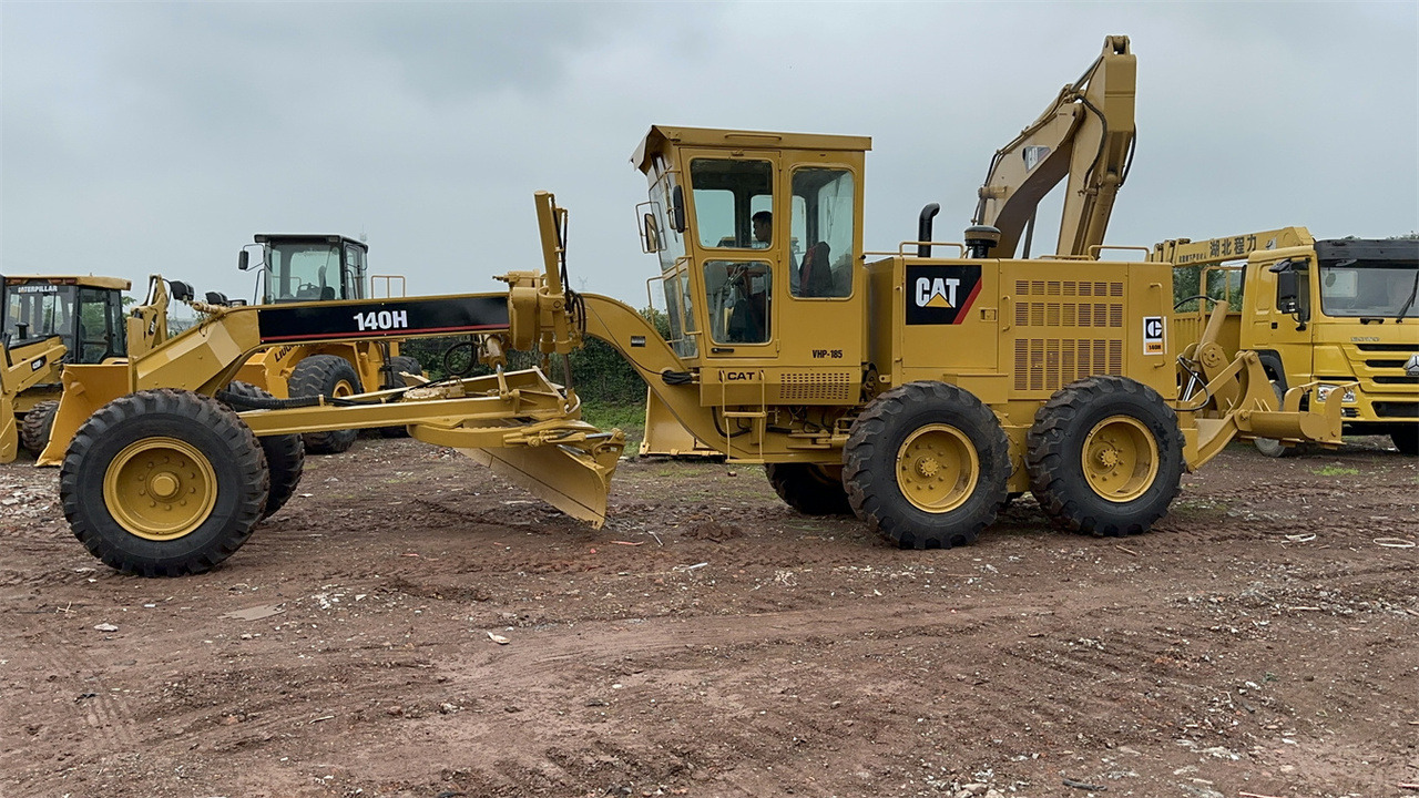 CATERPILLAR 140H - Γκρέιντερ: φωτογραφία 3 CATERPILLAR 140H - Γκρέιντερ: φωτογραφία 3