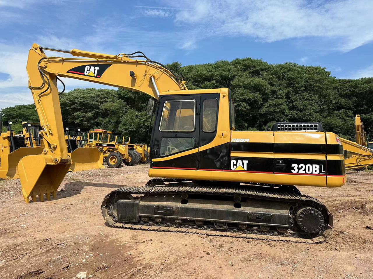 CATERPILLAR 320BL excavator - Εκσκαφέας: φωτογραφία 1 CATERPILLAR 320BL excavator - Εκσκαφέας: φωτογραφία 1