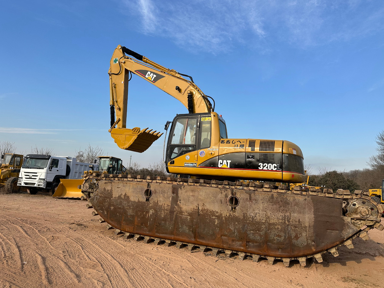 CATERPILLAR 320CL - Πλωτός εκσκαφέας: φωτογραφία 2 CATERPILLAR 320CL - Πλωτός εκσκαφέας: φωτογραφία 2