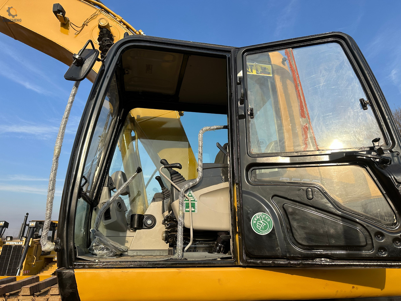 CATERPILLAR 320CL - Πλωτός εκσκαφέας: φωτογραφία 4 CATERPILLAR 320CL - Πλωτός εκσκαφέας: φωτογραφία 4