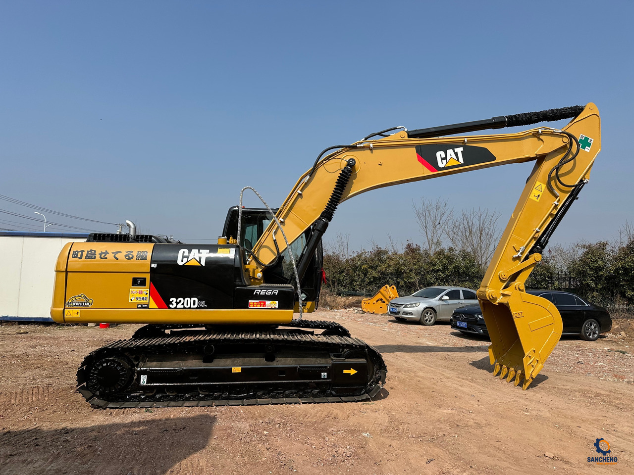 CATERPILLAR 320D2L - Ερπυστριοφόρος εκσκαφέας: φωτογραφία 3 CATERPILLAR 320D2L - Ερπυστριοφόρος εκσκαφέας: φωτογραφία 3
