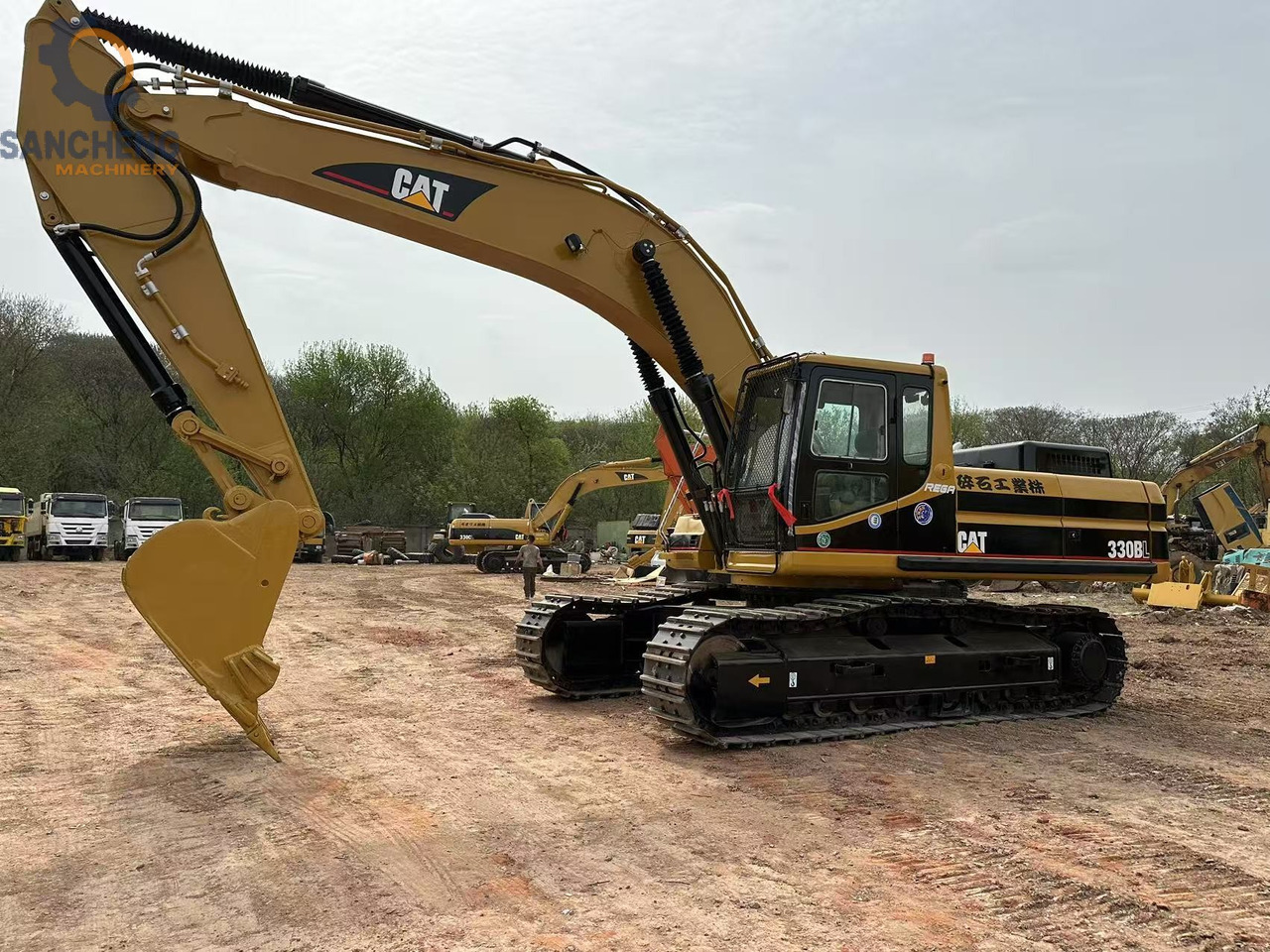 CATERPILLAR 330BL - Εκσκαφέας: φωτογραφία 4 CATERPILLAR 330BL - Εκσκαφέας: φωτογραφία 4