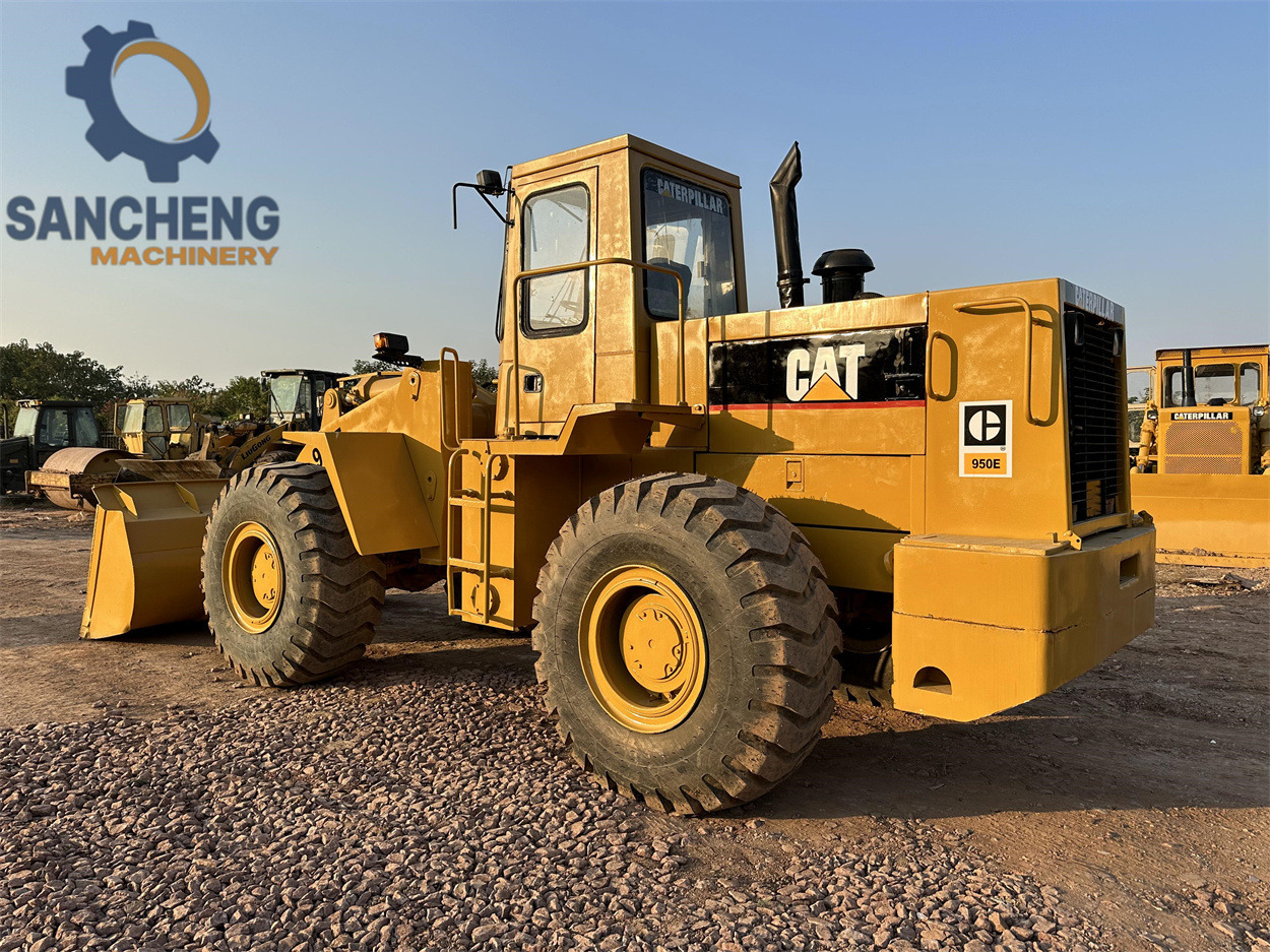 Ελαστιχοφόρος φορτωτής CATERPILLAR 950E: φωτογραφία 8