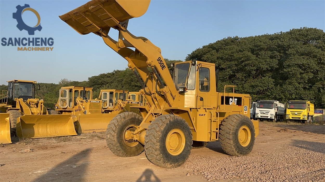 CATERPILLAR 950E - Ελαστιχοφόρος φορτωτής: φωτογραφία 4 CATERPILLAR 950E - Ελαστιχοφόρος φορτωτής: φωτογραφία 4