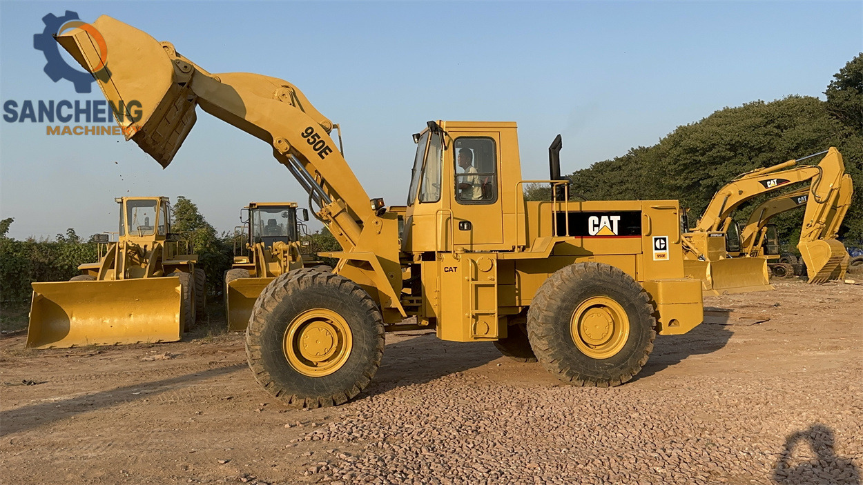 CATERPILLAR 950E - Ελαστιχοφόρος φορτωτής: φωτογραφία 2 CATERPILLAR 950E - Ελαστιχοφόρος φορτωτής: φωτογραφία 2
