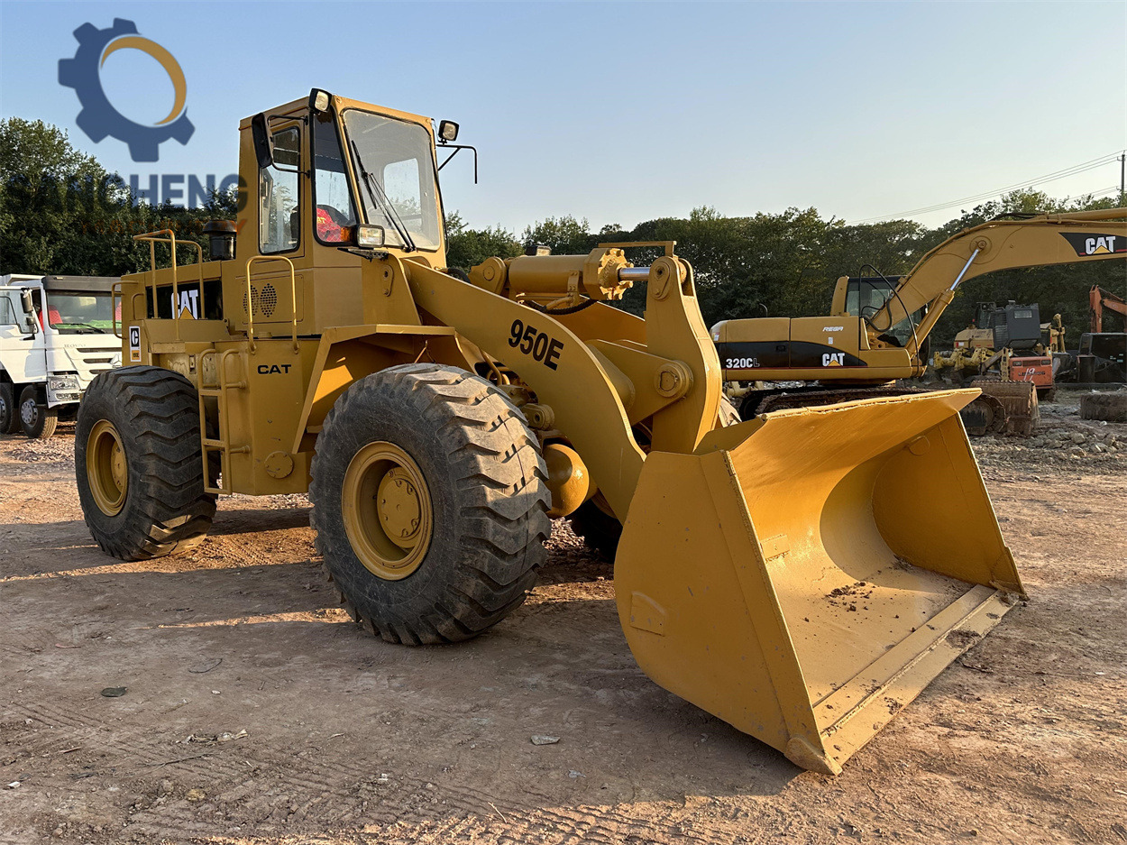 CATERPILLAR 950E - Ελαστιχοφόρος φορτωτής: φωτογραφία 1 CATERPILLAR 950E - Ελαστιχοφόρος φορτωτής: φωτογραφία 1