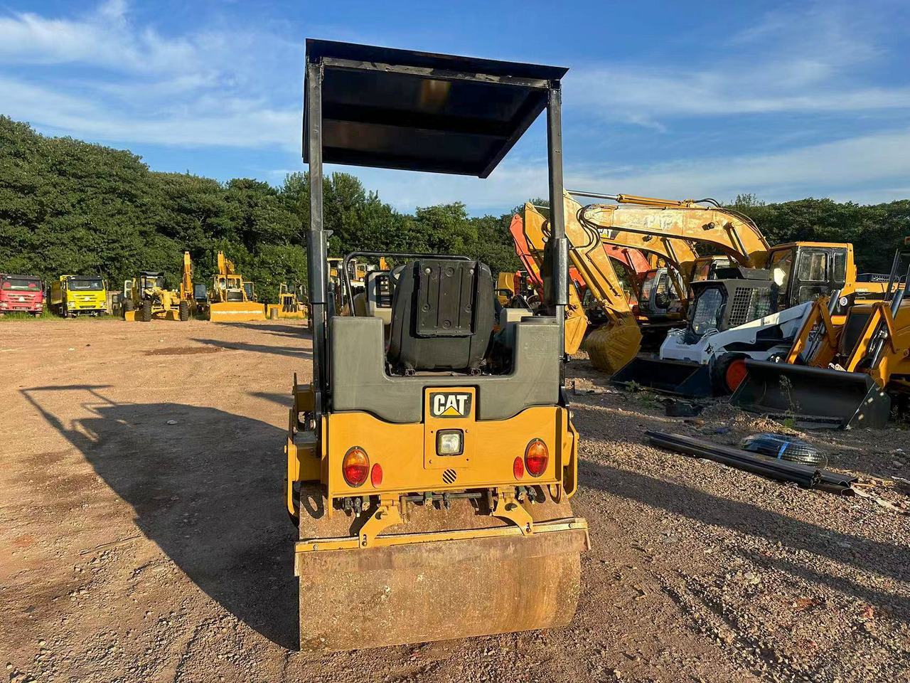 Οδοστρωτήρας CATERPILLAR CB24B: φωτογραφία 6