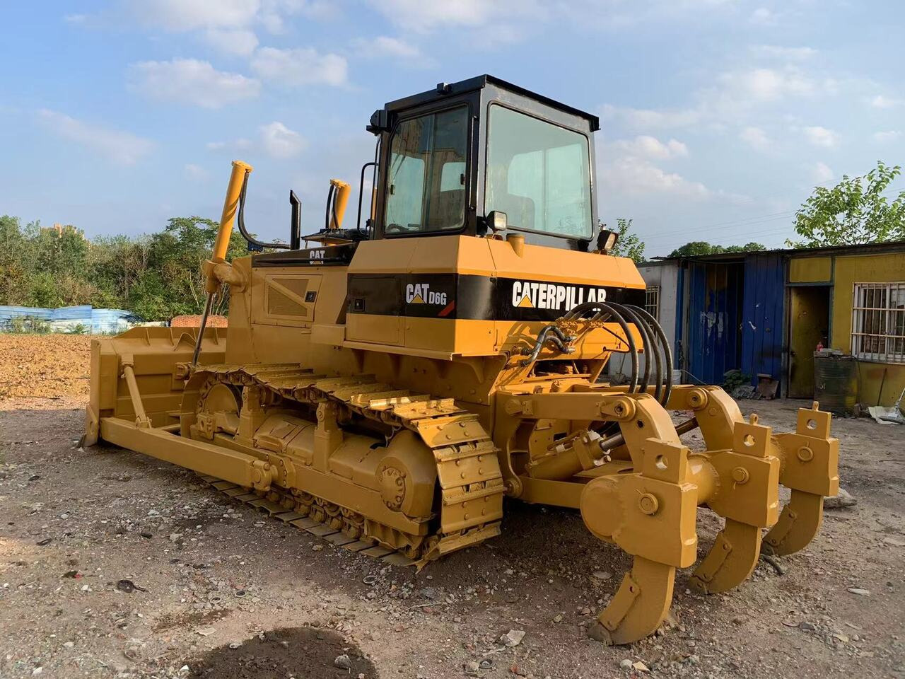 CATERPILLAR D6G - Μπουλντόζα: φωτογραφία 1 CATERPILLAR D6G - Μπουλντόζα: φωτογραφία 1