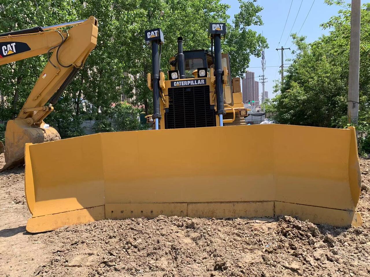 CATERPILLAR D8R - Μπουλντόζα: φωτογραφία 2 CATERPILLAR D8R - Μπουλντόζα: φωτογραφία 2