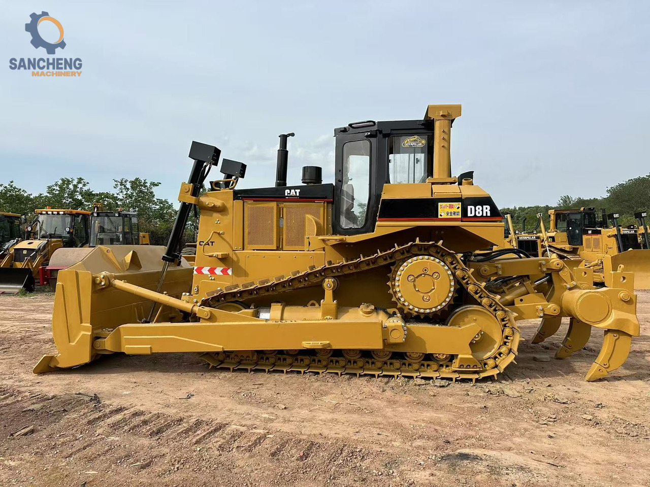 CATERPILLAR D8R - Μπουλντόζα: φωτογραφία 2 CATERPILLAR D8R - Μπουλντόζα: φωτογραφία 2
