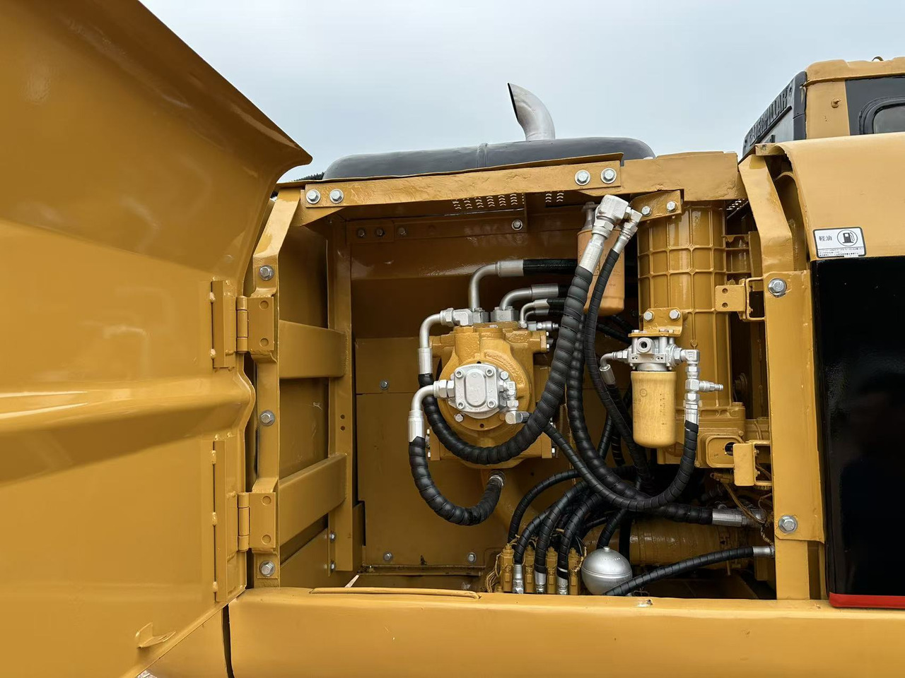 Caterpillar 320BL excavator - Εκσκαφέας: φωτογραφία 5 Caterpillar 320BL excavator - Εκσκαφέας: φωτογραφία 5