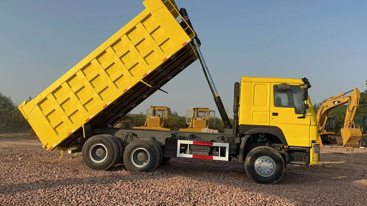 SINOTRUK HOWO 371 Dump Truck - Φορτηγό ανατρεπόμενο: φωτογραφία 2 SINOTRUK HOWO 371 Dump Truck - Φορτηγό ανατρεπόμενο: φωτογραφία 2