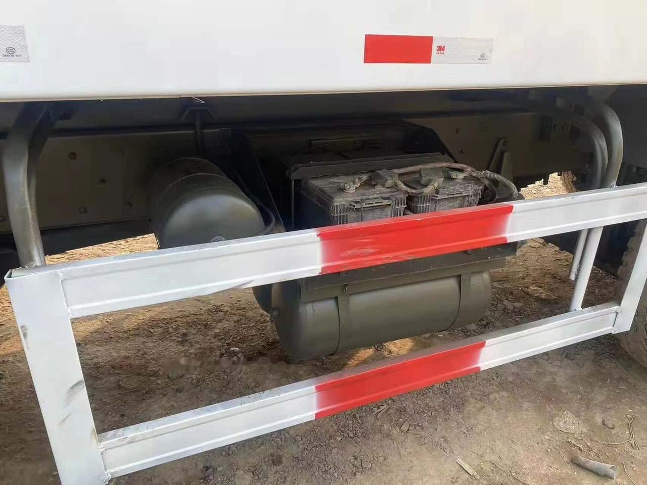 SINOTRUK HOWO 371 Tipper truck - Φορτηγό ανατρεπόμενο: φωτογραφία 5 SINOTRUK HOWO 371 Tipper truck - Φορτηγό ανατρεπόμενο: φωτογραφία 5