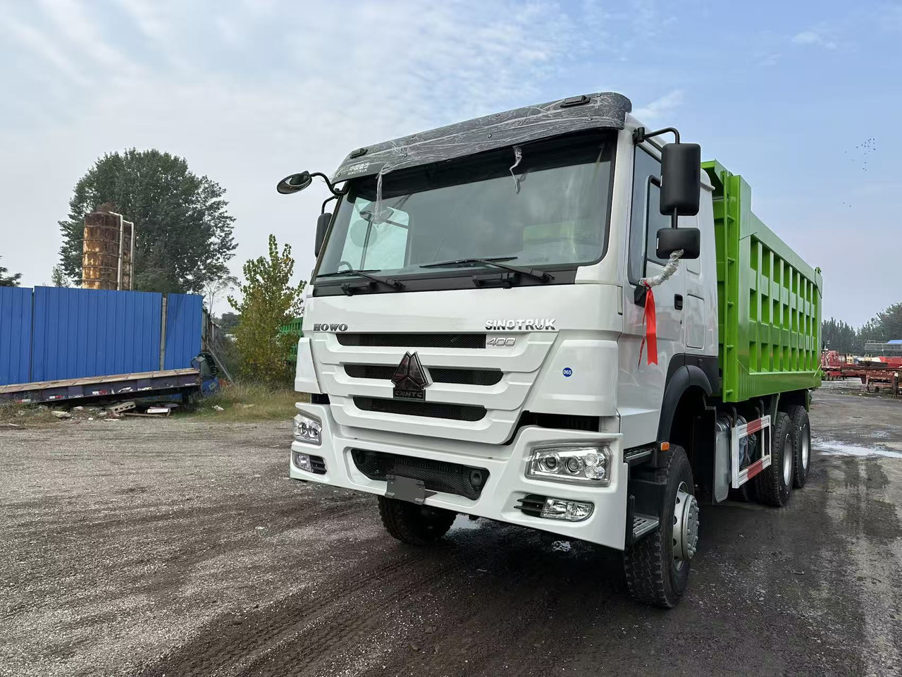 SINOTRUK HOWO 400HP 6X4 Tipper Truck - Φορτηγό ανατρεπόμενο: φωτογραφία 3 SINOTRUK HOWO 400HP 6X4 Tipper Truck - Φορτηγό ανατρεπόμενο: φωτογραφία 3