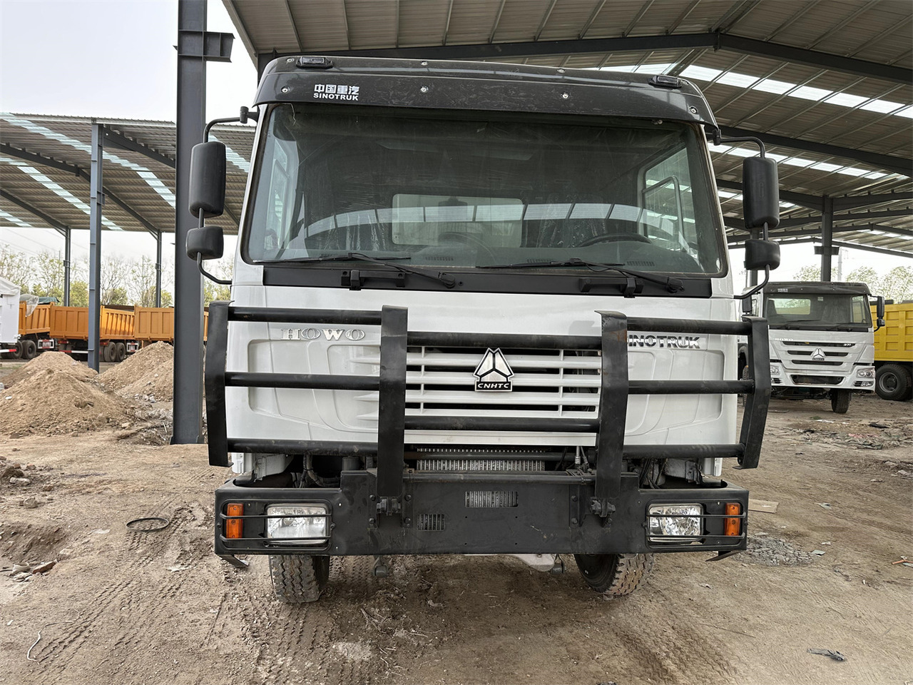 SINOTRUK HOWO Dump truck 371 6x4 - Φορτηγό ανατρεπόμενο: φωτογραφία 4 SINOTRUK HOWO Dump truck 371 6x4 - Φορτηγό ανατρεπόμενο: φωτογραφία 4