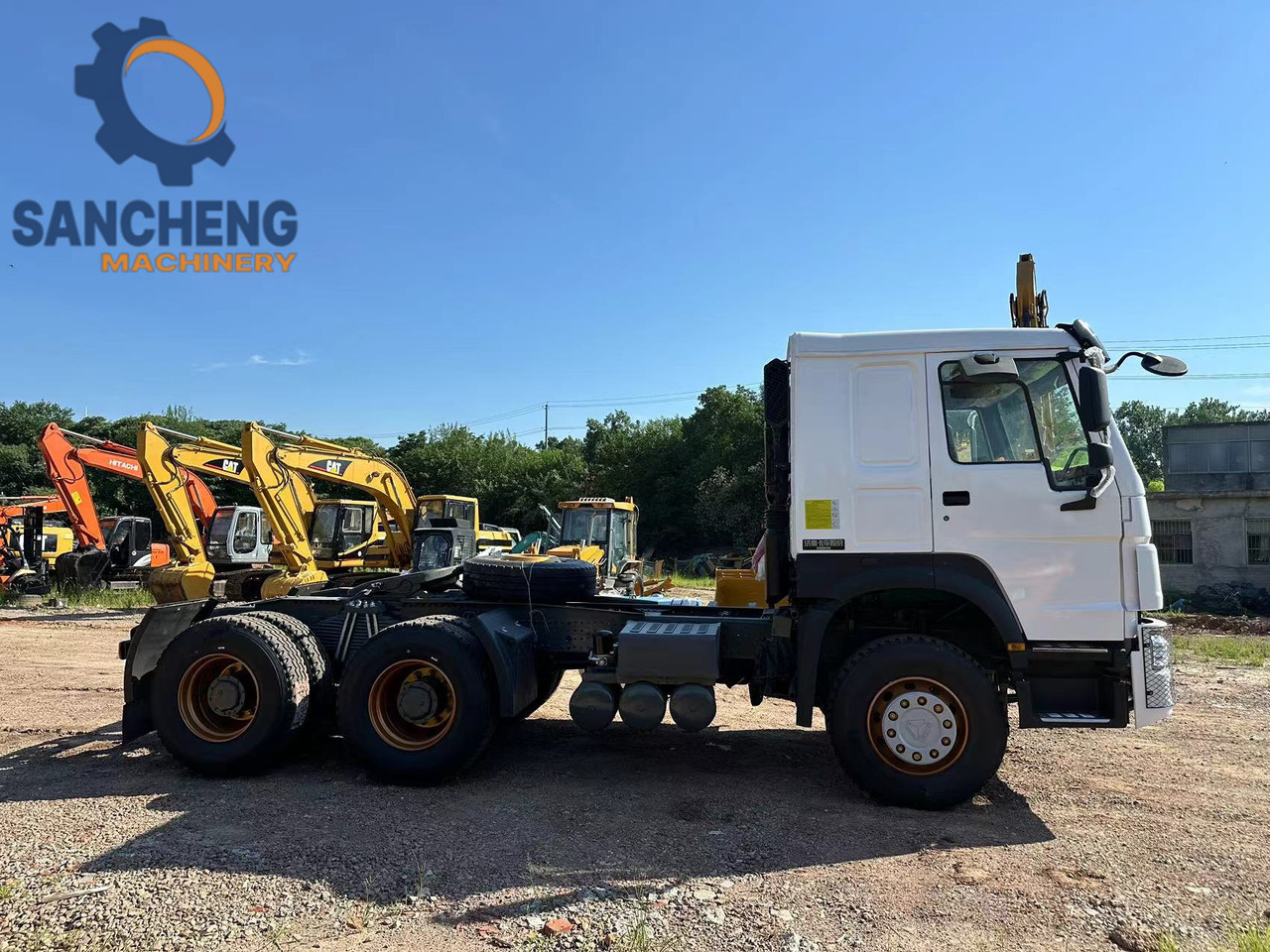 SINOTRUK HOWO Truck Head 371hp 6x4 - Τράκτορας: φωτογραφία 4 SINOTRUK HOWO Truck Head 371hp 6x4 - Τράκτορας: φωτογραφία 4