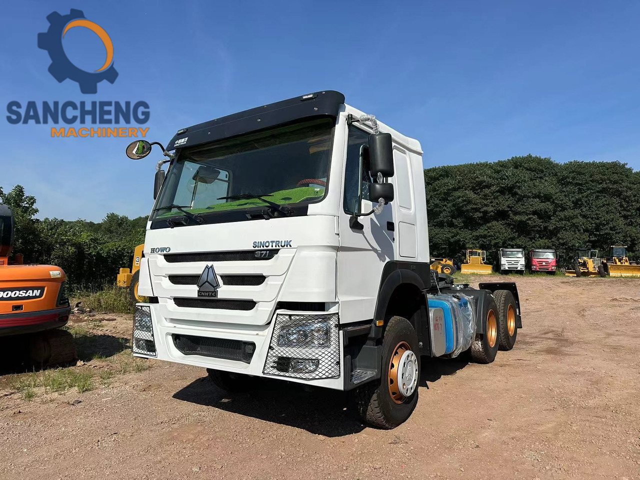 SINOTRUK HOWO Truck Head 371hp 6x4 - Τράκτορας: φωτογραφία 1 SINOTRUK HOWO Truck Head 371hp 6x4 - Τράκτορας: φωτογραφία 1