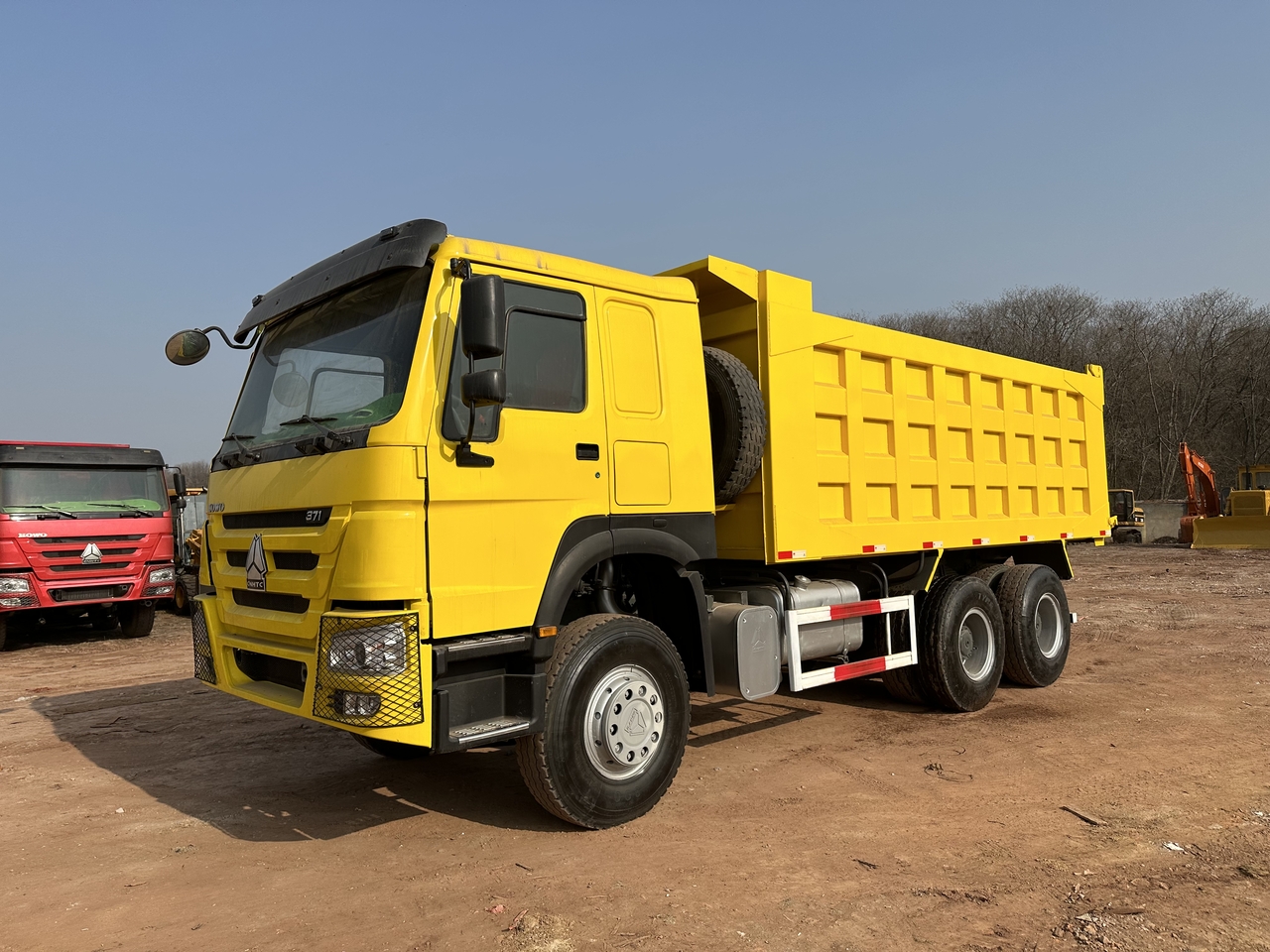 SINOTRUK Howo Dump truck 371 - Φορτηγό ανατρεπόμενο: φωτογραφία 1 SINOTRUK Howo Dump truck 371 - Φορτηγό ανατρεπόμενο: φωτογραφία 1