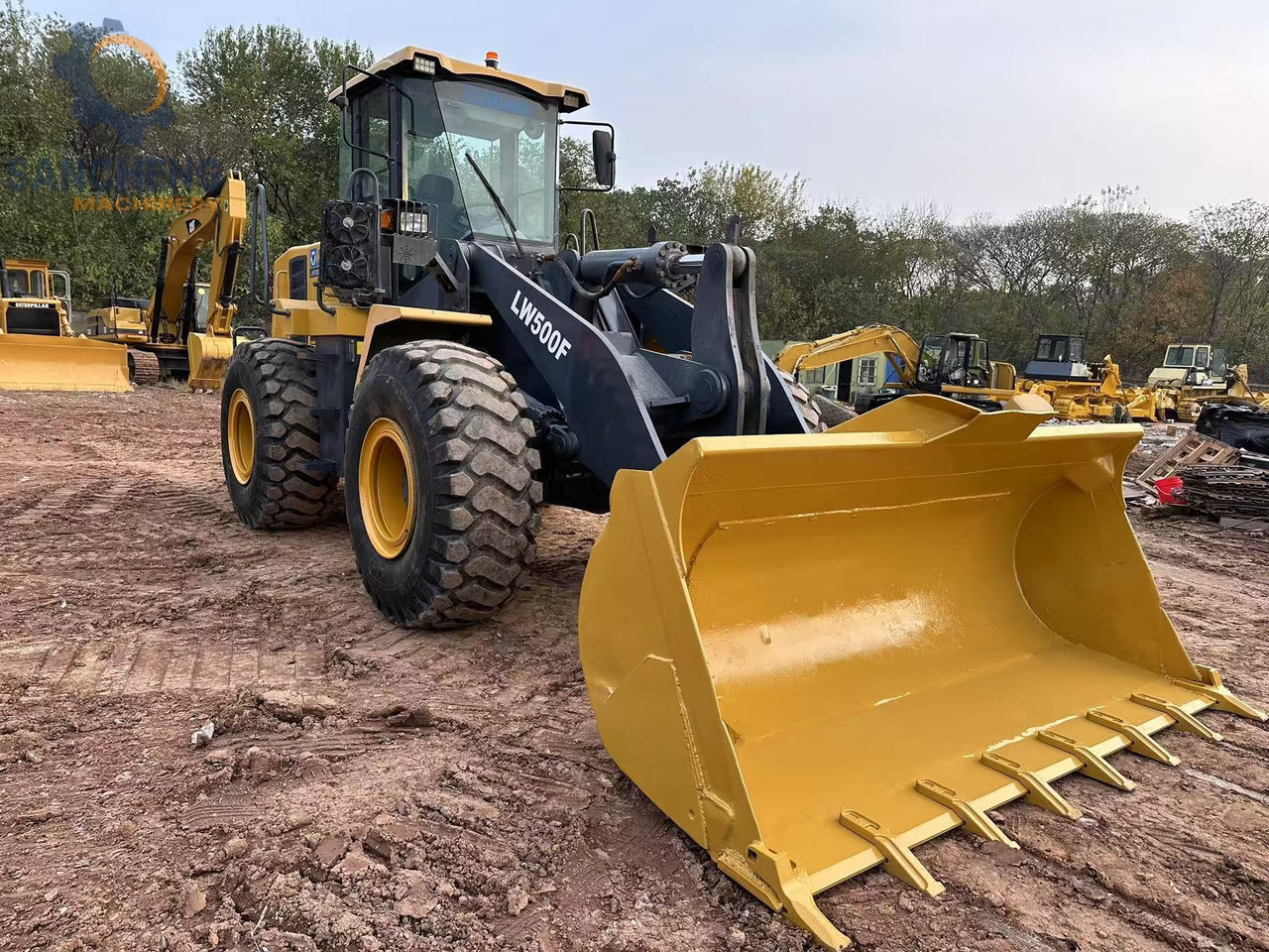 XCMG LW500F - Ελαστιχοφόρος φορτωτής: φωτογραφία 1 XCMG LW500F - Ελαστιχοφόρος φορτωτής: φωτογραφία 1