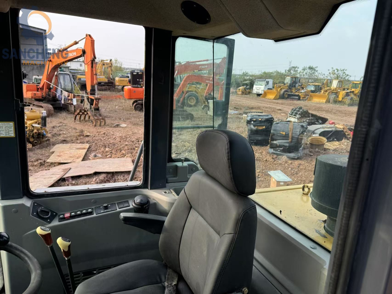 XCMG LW500F - Ελαστιχοφόρος φορτωτής: φωτογραφία 5 XCMG LW500F - Ελαστιχοφόρος φορτωτής: φωτογραφία 5