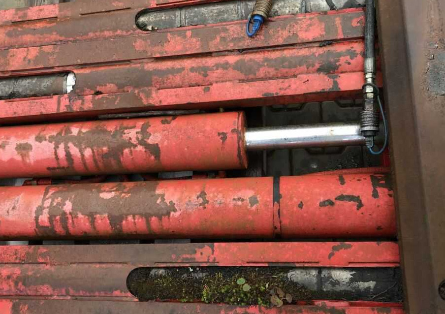 Auramo P-800LE - Σφιγκτήρας για Περονοφόρο όχημα: φωτογραφία 2 Auramo P-800LE - Σφιγκτήρας για Περονοφόρο όχημα: φωτογραφία 2