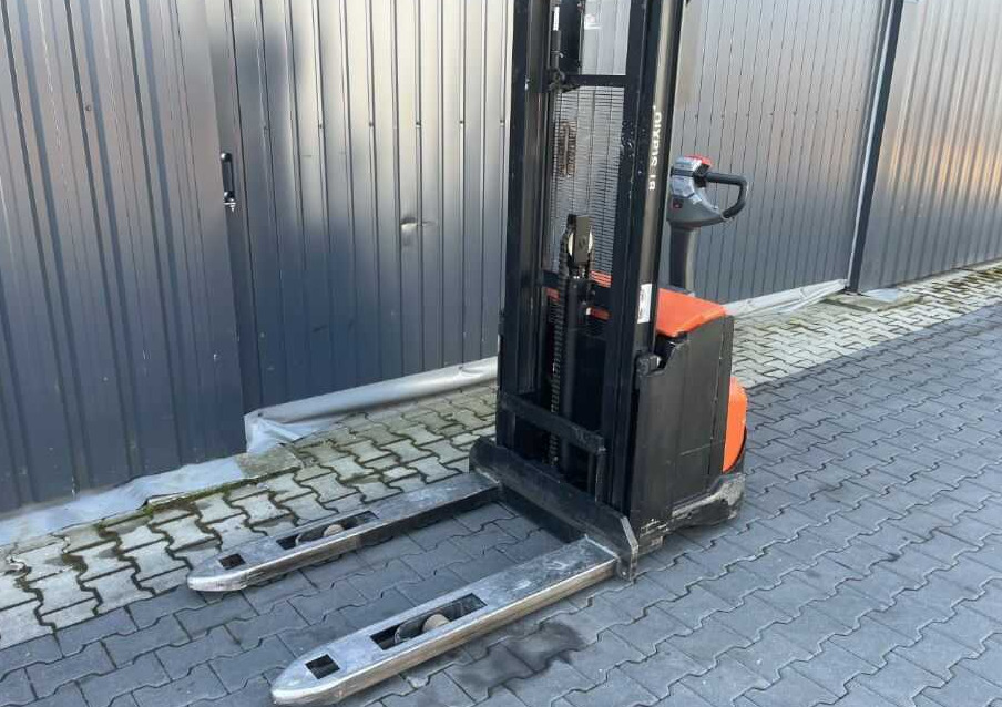 BT SL12923SP - Μηχάνημα στοίβαξης: φωτογραφία 1 BT SL12923SP - Μηχάνημα στοίβαξης: φωτογραφία 1