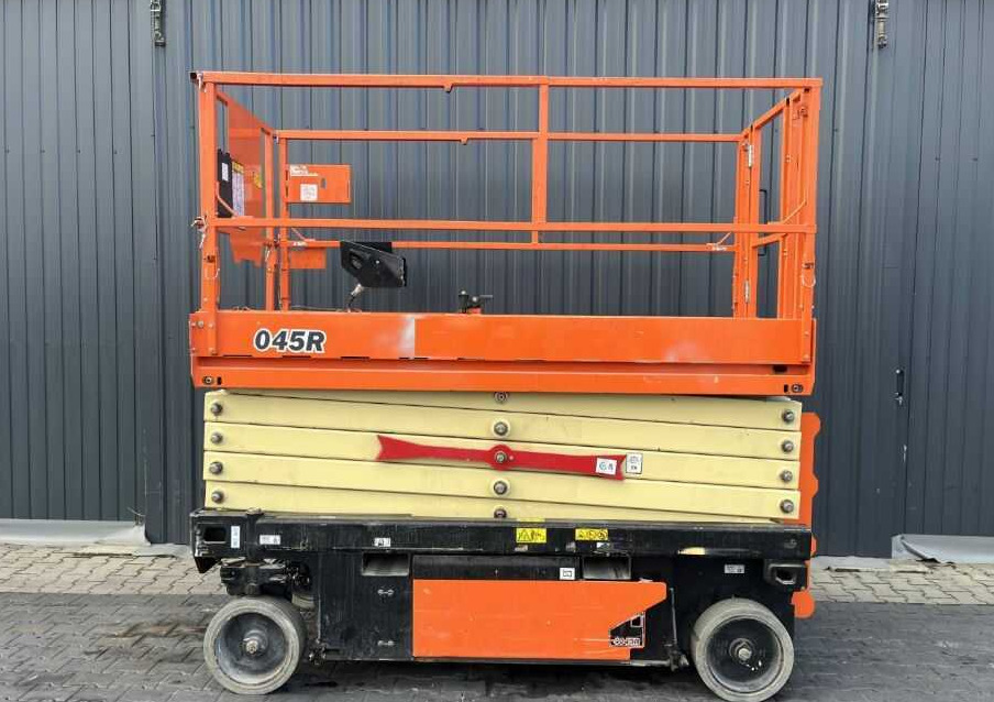 JLG 4045R - Ψαλιδωτό ανυψωτικό: φωτογραφία 2 JLG 4045R - Ψαλιδωτό ανυψωτικό: φωτογραφία 2