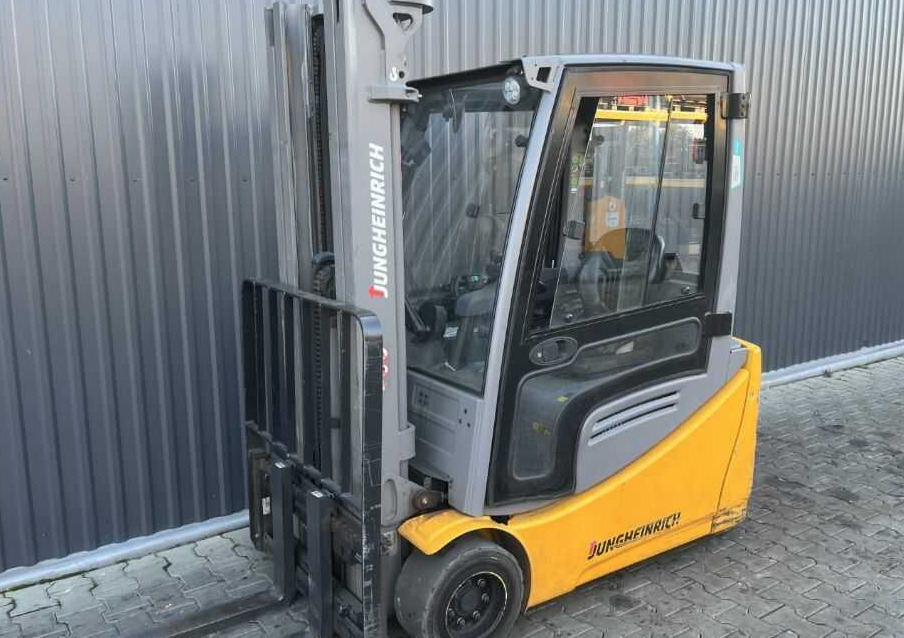 Jungheinrich EFG220 - Ηλεκτροκίνητο περονοφόρο: φωτογραφία 1 Jungheinrich EFG220 - Ηλεκτροκίνητο περονοφόρο: φωτογραφία 1