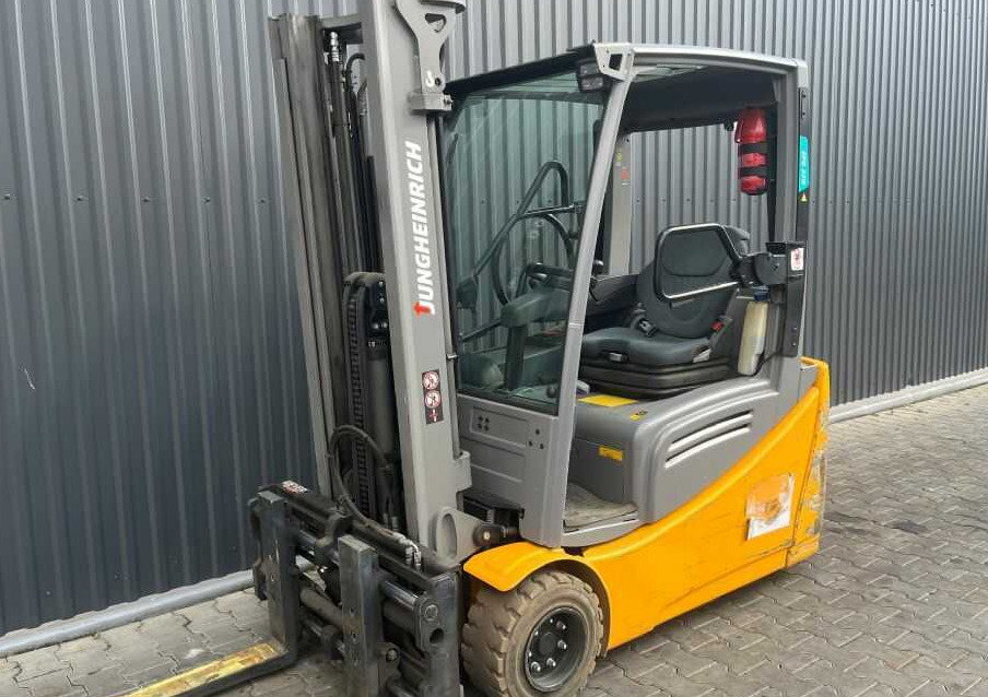 Jungheinrich EFG220 - Ηλεκτροκίνητο περονοφόρο: φωτογραφία 1 Jungheinrich EFG220 - Ηλεκτροκίνητο περονοφόρο: φωτογραφία 1
