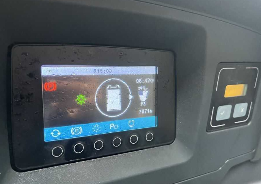 Jungheinrich ETVC16 - Ανυψωτικό στενών δρόμων: φωτογραφία 5 Jungheinrich ETVC16 - Ανυψωτικό στενών δρόμων: φωτογραφία 5