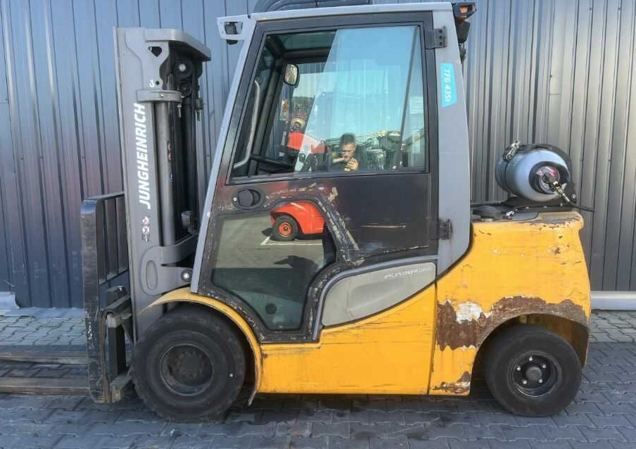 Jungheinrich TFG435s - Υγραεριοκίνητο περονοφόρο: φωτογραφία 2 Jungheinrich TFG435s - Υγραεριοκίνητο περονοφόρο: φωτογραφία 2