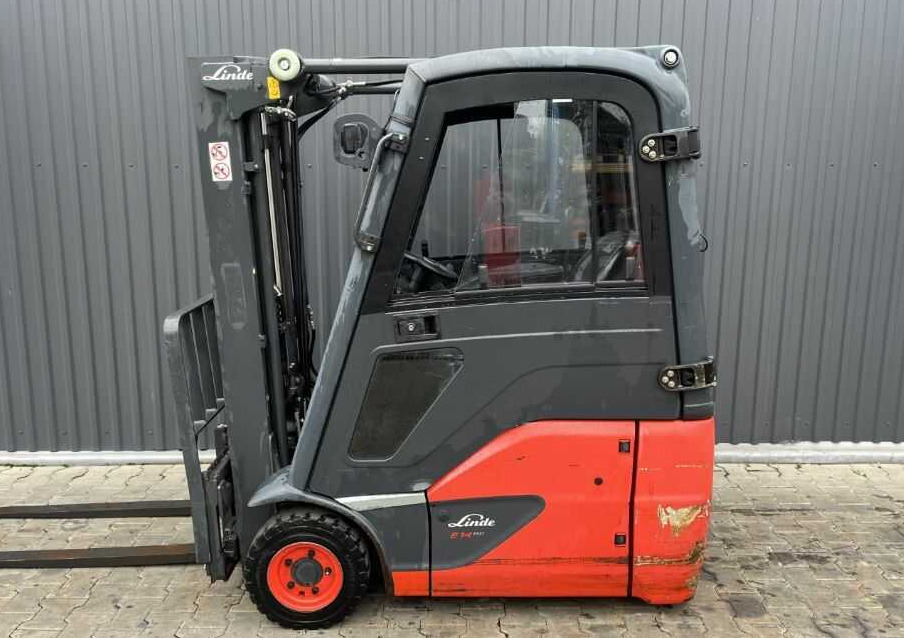 Linde E14-02 - Ηλεκτροκίνητο περονοφόρο: φωτογραφία 2 Linde E14-02 - Ηλεκτροκίνητο περονοφόρο: φωτογραφία 2