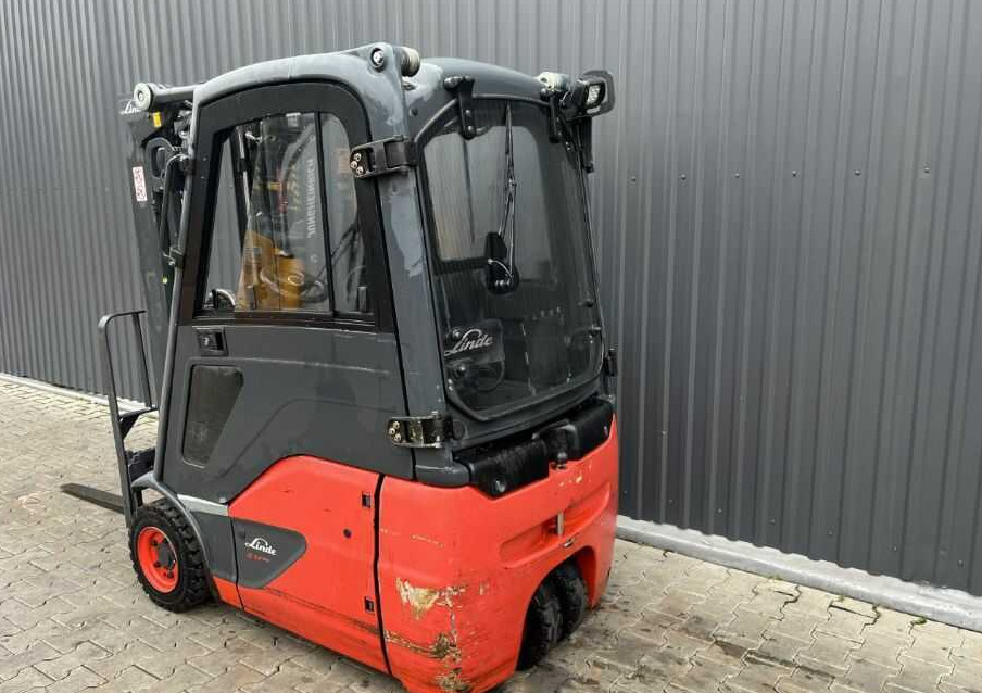 Linde E14-02 - Ηλεκτροκίνητο περονοφόρο: φωτογραφία 3 Linde E14-02 - Ηλεκτροκίνητο περονοφόρο: φωτογραφία 3