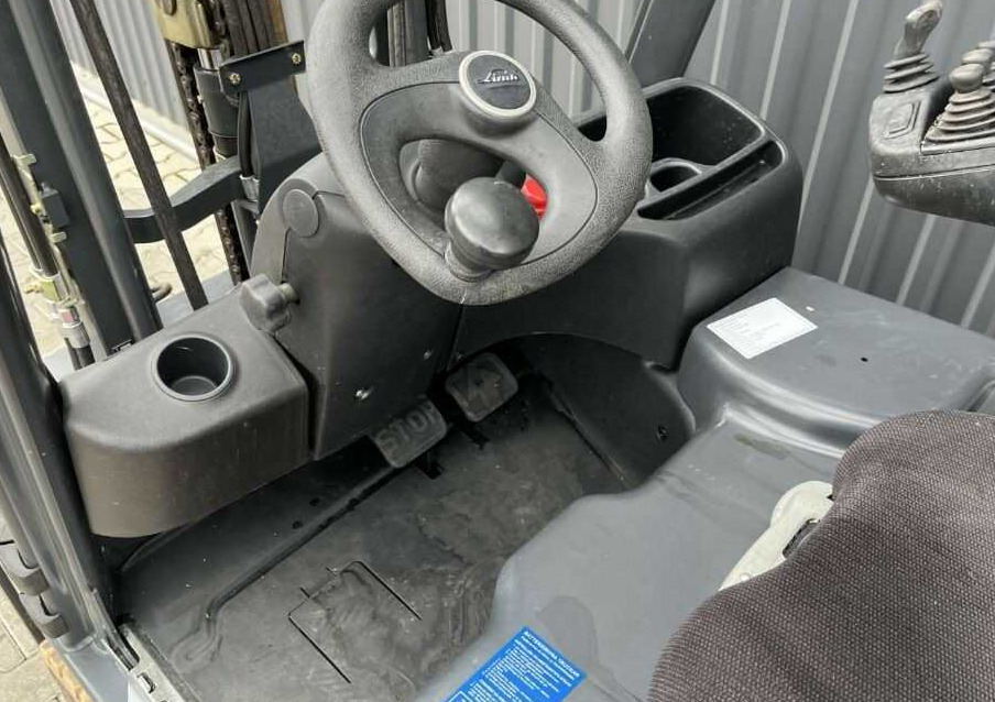 Ηλεκτροκίνητο περονοφόρο Linde E16-01: φωτογραφία 10