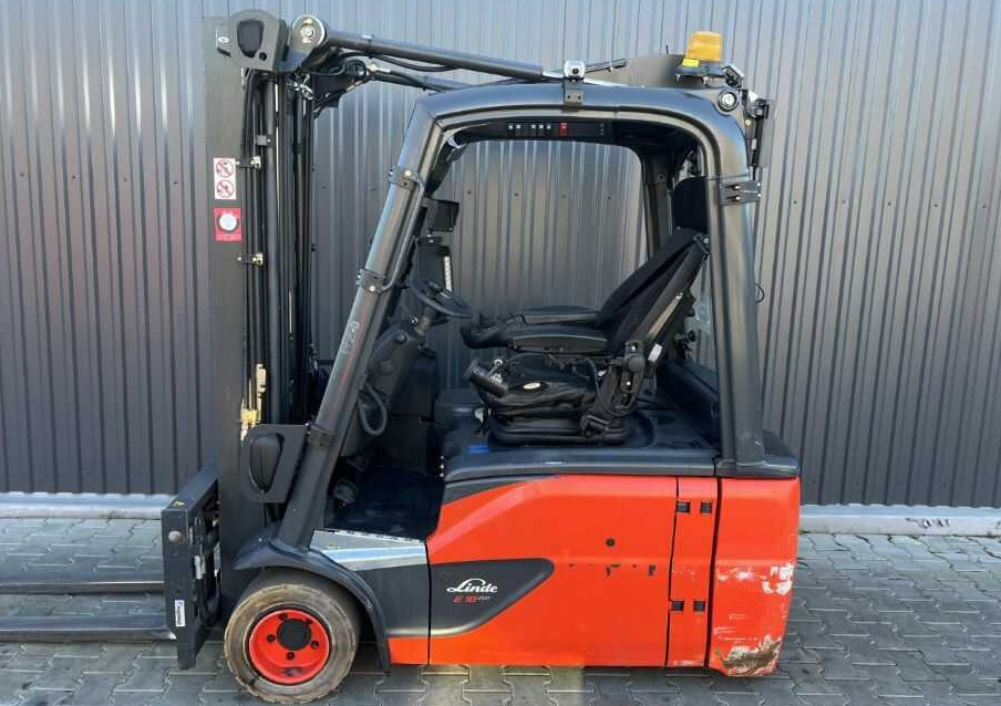 Linde E18L-02 - Ηλεκτροκίνητο περονοφόρο: φωτογραφία 2 Linde E18L-02 - Ηλεκτροκίνητο περονοφόρο: φωτογραφία 2