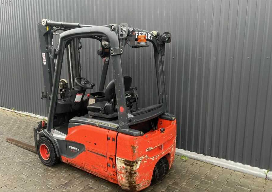 Linde E20L-02 - Ηλεκτροκίνητο περονοφόρο: φωτογραφία 3 Linde E20L-02 - Ηλεκτροκίνητο περονοφόρο: φωτογραφία 3