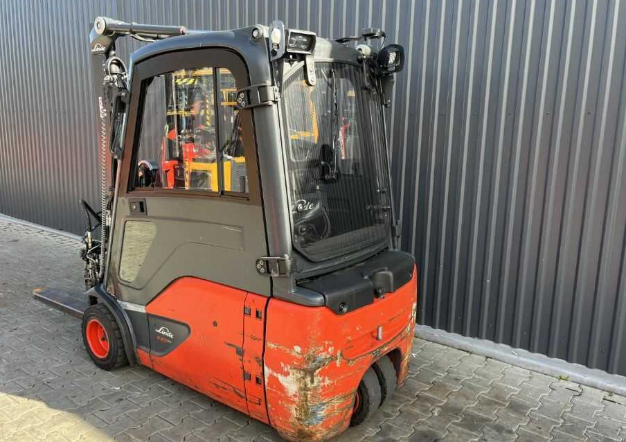 Linde E20L-02 - Ηλεκτροκίνητο περονοφόρο: φωτογραφία 3 Linde E20L-02 - Ηλεκτροκίνητο περονοφόρο: φωτογραφία 3
