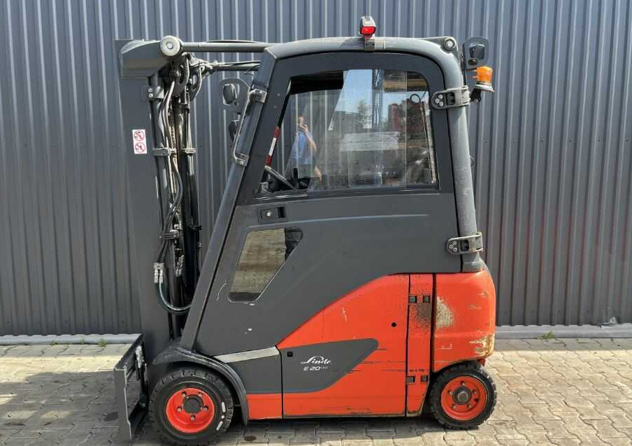 Linde E20PH-02 - Ηλεκτροκίνητο περονοφόρο: φωτογραφία 2 Linde E20PH-02 - Ηλεκτροκίνητο περονοφόρο: φωτογραφία 2