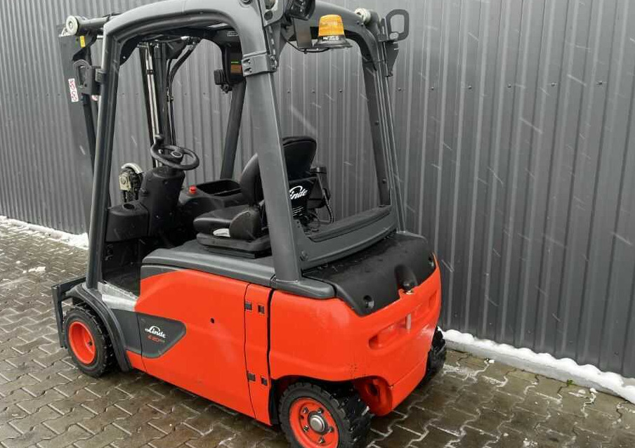 Linde E20PL-02 - Ηλεκτροκίνητο περονοφόρο: φωτογραφία 3 Linde E20PL-02 - Ηλεκτροκίνητο περονοφόρο: φωτογραφία 3