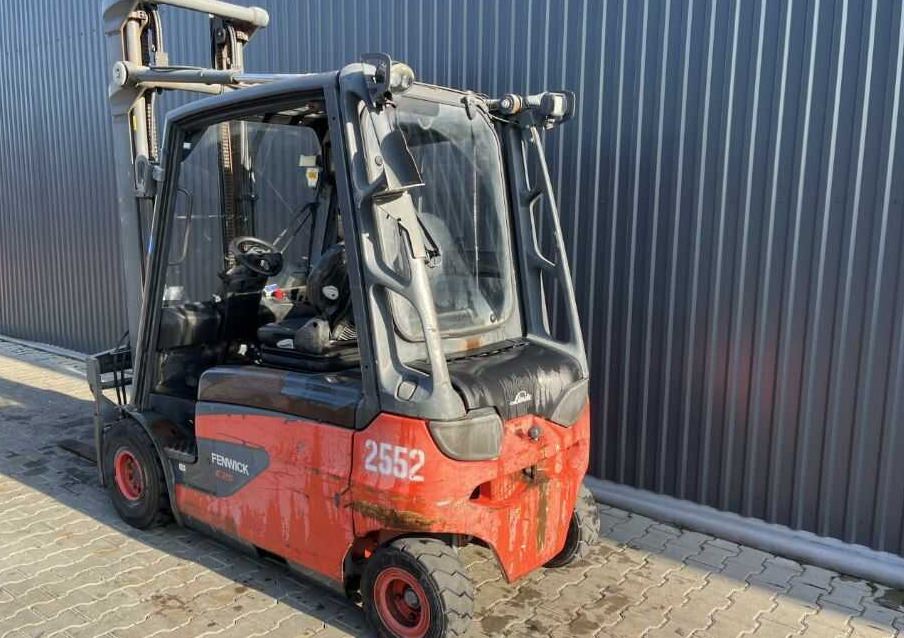 Linde E25-01 - Ηλεκτροκίνητο περονοφόρο: φωτογραφία 5 Linde E25-01 - Ηλεκτροκίνητο περονοφόρο: φωτογραφία 5
