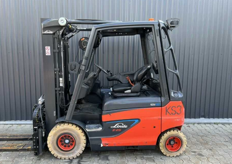 Linde E25-01 - Ηλεκτροκίνητο περονοφόρο: φωτογραφία 2 Linde E25-01 - Ηλεκτροκίνητο περονοφόρο: φωτογραφία 2