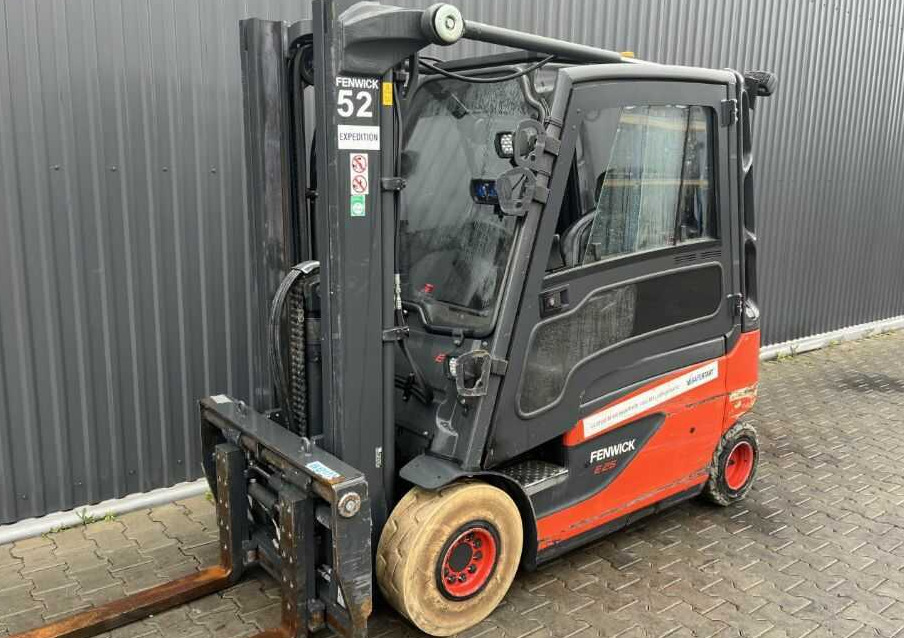 Linde E25L-01 - Ηλεκτροκίνητο περονοφόρο: φωτογραφία 1 Linde E25L-01 - Ηλεκτροκίνητο περονοφόρο: φωτογραφία 1