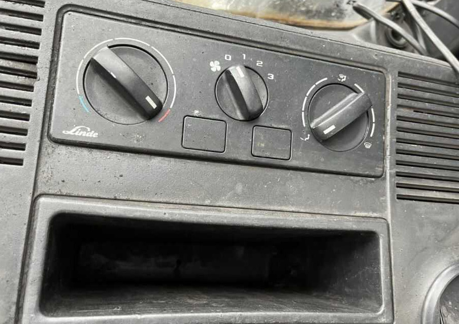 Linde E35HL-01 - Ηλεκτροκίνητο περονοφόρο: φωτογραφία 5 Linde E35HL-01 - Ηλεκτροκίνητο περονοφόρο: φωτογραφία 5